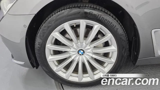 BMW 7 серии 2016 thumb 7