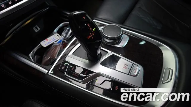 BMW 7 серии 2016 thumb 6