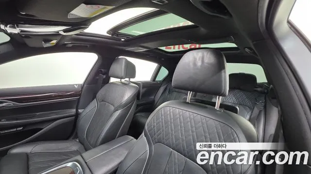 BMW 7 серии 2016 thumb 2
