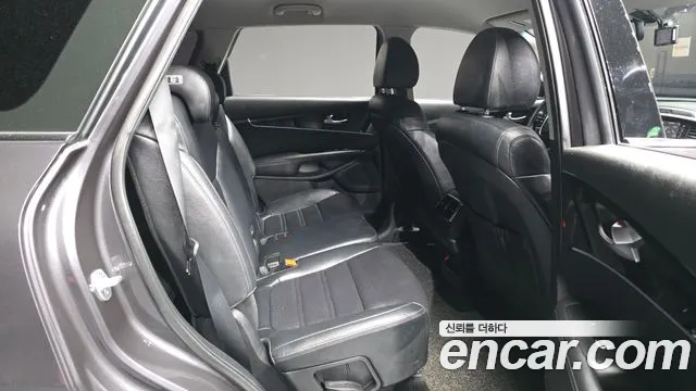 Kia Sorento 2018 thumb 4