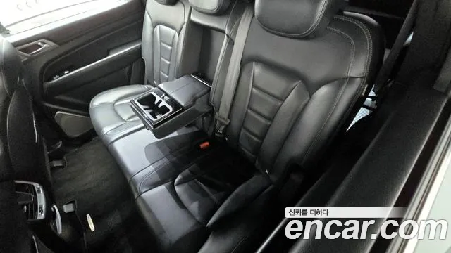 KGM Rexton 2019 thumb 5