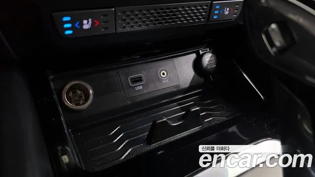 KGM Rexton 2019 thumb 12