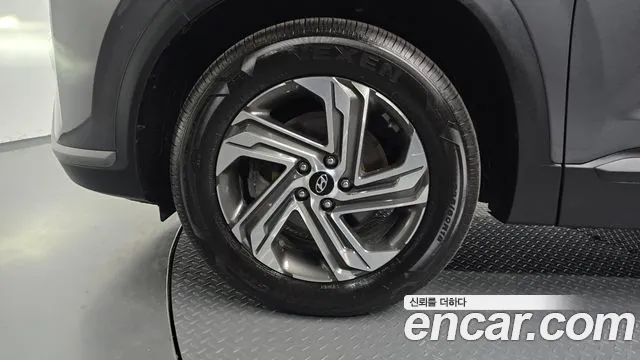 Hyundai Santa Fe 2021 thumb 9