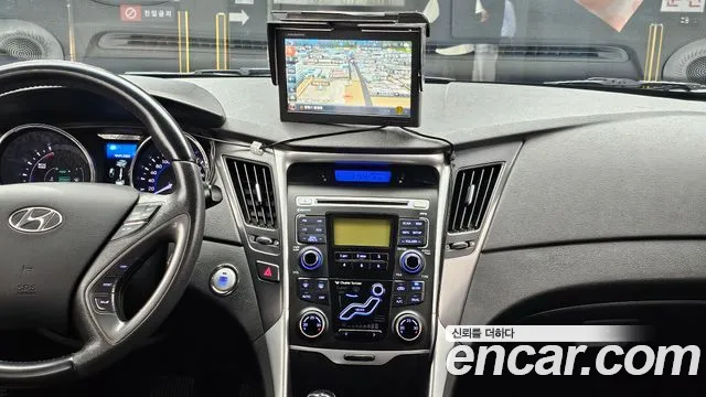 Hyundai Hybrid 2012 thumb 12