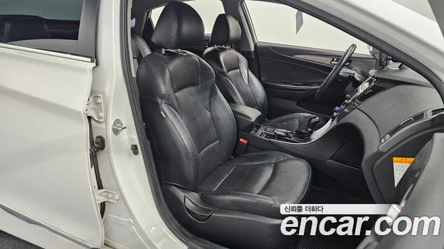 Hyundai Hybrid 2012 thumb 8