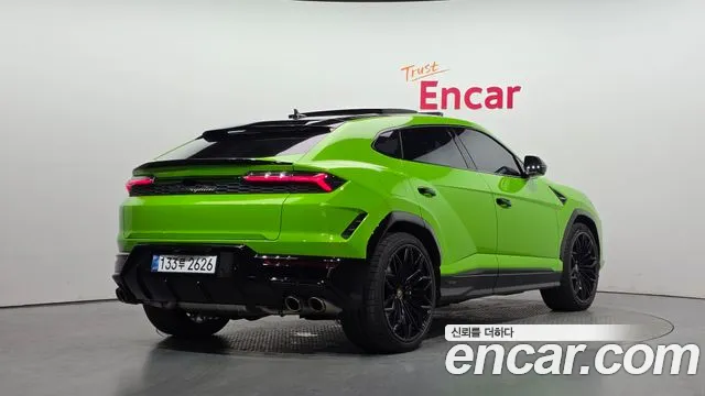 Lamborghini Urus 2025 thumb 6