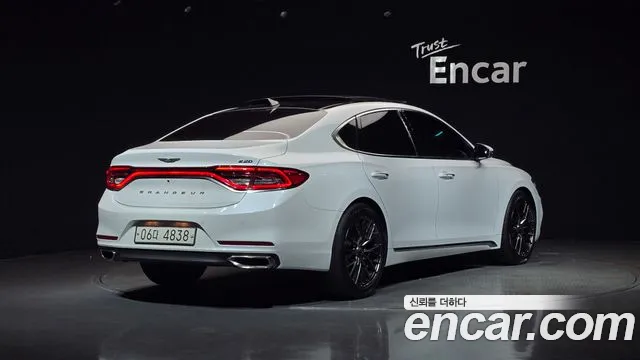 Hyundai Grandeur 2017 thumb 5