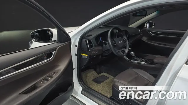 Hyundai Grandeur 2017 thumb 4