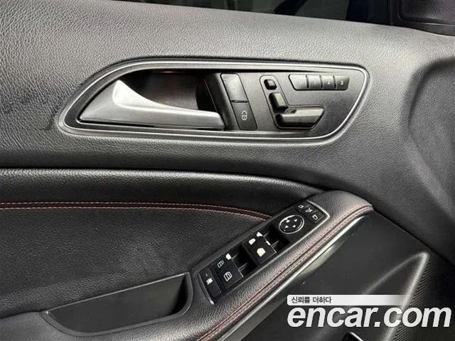 Mercedes-Benz A-Класс 2015 thumb 3