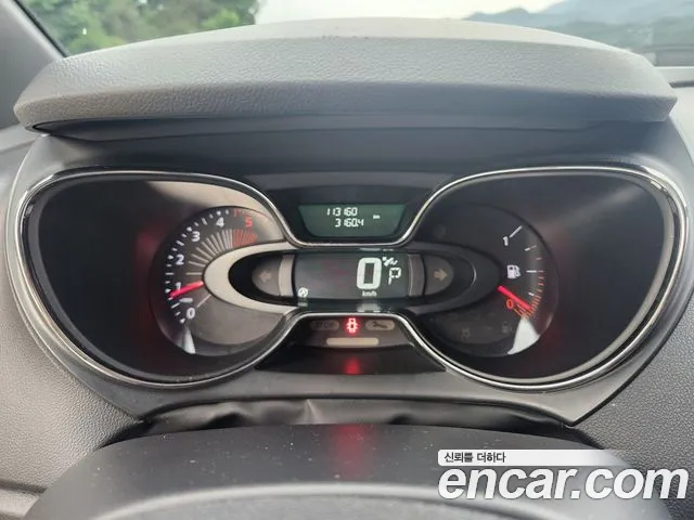 Renault QM3 2017 thumb 3