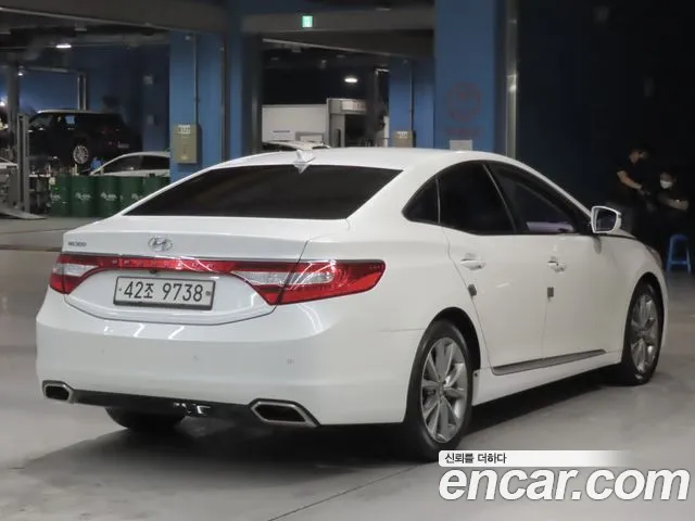 Hyundai Grandeur 2016 thumb 12