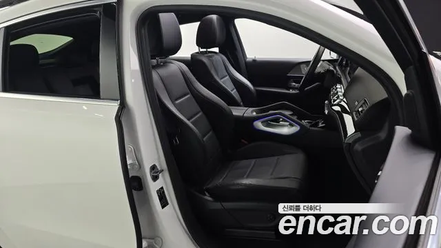 Mercedes-Benz E-Класс 2023 thumb 6