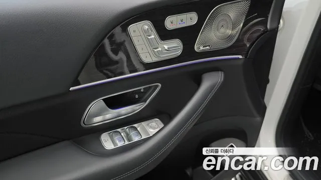 Mercedes-Benz E-Класс 2023 thumb 12