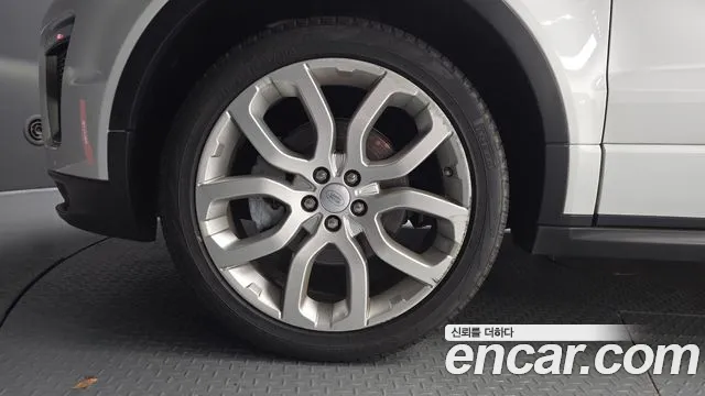 Land Rover Range Rover Evoque 2016 thumb 10