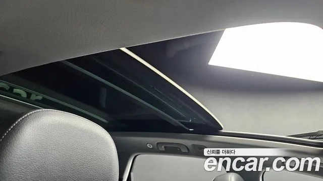 Audi Q7 2019 thumb 6