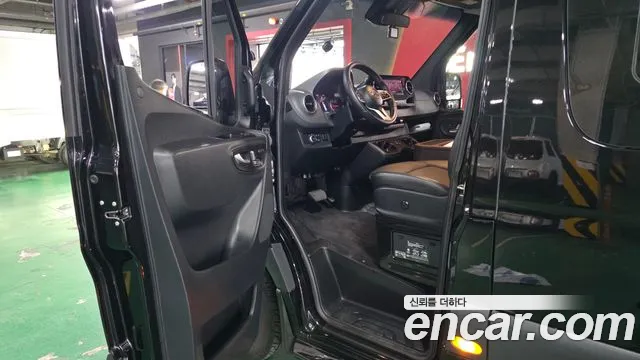 Mercedes-Benz Sprinter 2021 thumb 2