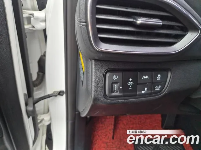 Hyundai Santa Fe 2019 thumb 7