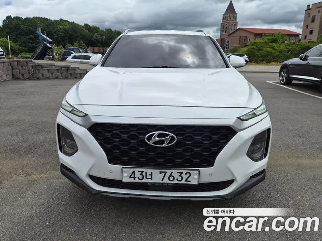 Hyundai Santa Fe 2019 thumb 12