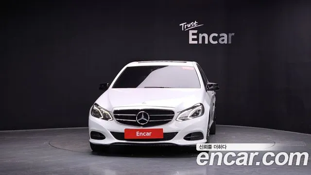 Mercedes-Benz E-Class 2015 thumb 2