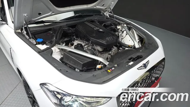 Genesis G70 2019 thumb 5