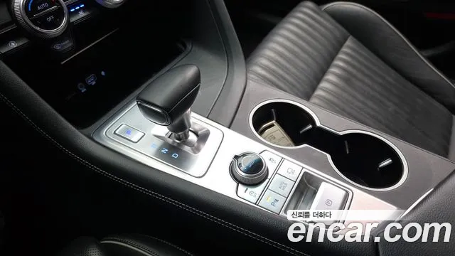 Genesis G70 2019 thumb 9