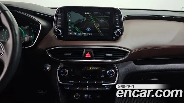 Hyundai Santa Fe 2019 thumb 12
