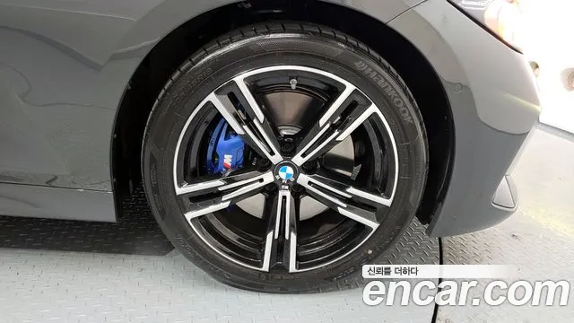 BMW 3 серии 2025 thumb 3