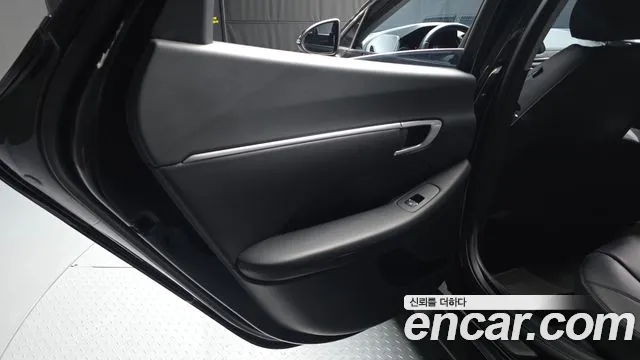 Hyundai (DN8) 2022 thumb 2