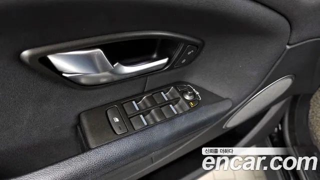 Land Rover Range Rover Evoque 2018 thumb 8