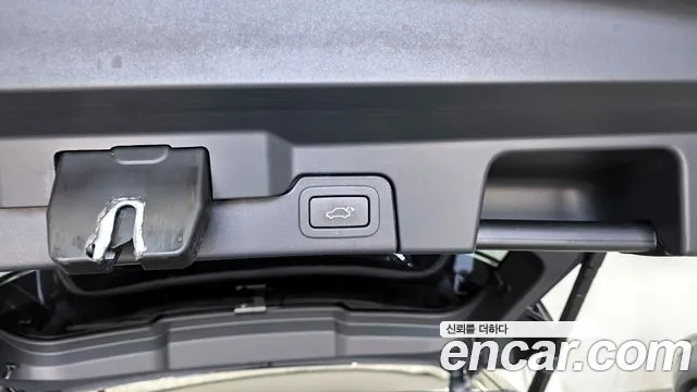 Land Rover Range Rover Evoque 2018 thumb 4