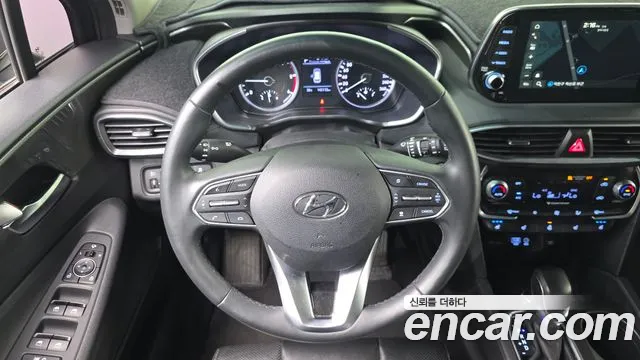 Hyundai Santa Fe 2019 thumb 10