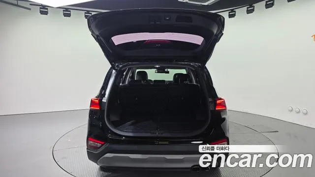 Hyundai Santa Fe 2019 thumb 7