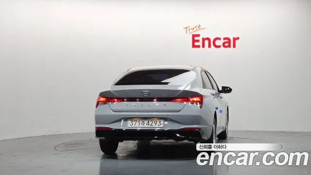 Hyundai Elantra 2020 thumb 12