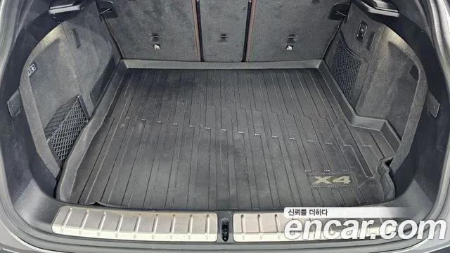 BMW X4 2020 thumb 7