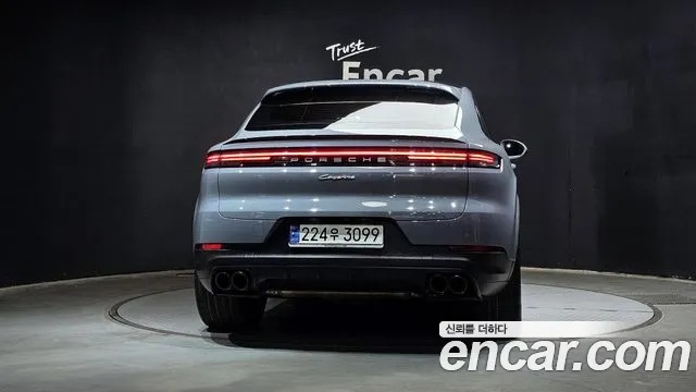 Porsche Cayenne 2024 thumb 7