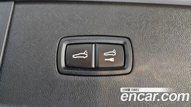 Porsche Cayenne 2024 thumb 6