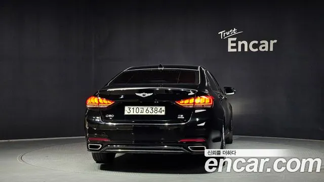 Genesis G80 2017 thumb 9