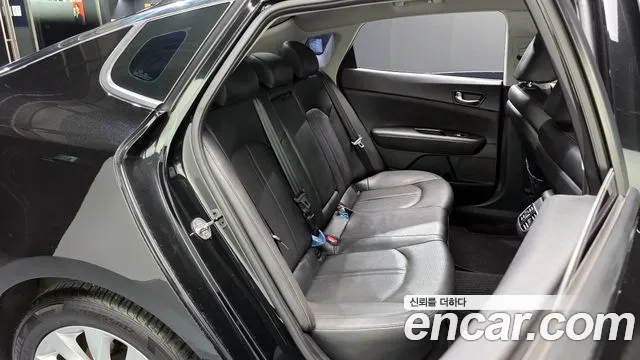 Kia K5 2017 thumb 8