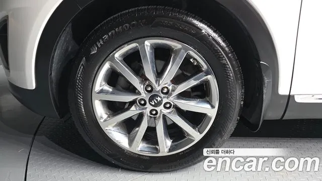Kia Sorento 2015 thumb 3