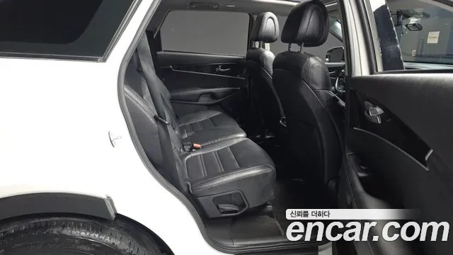 Kia Sorento 2015 thumb 9