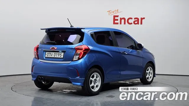 Chevrolet Spark 2016 thumb 2