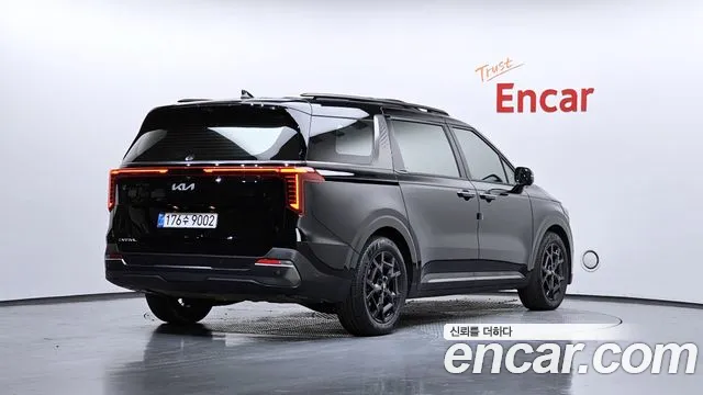 Kia Carnival 2025 thumb 2