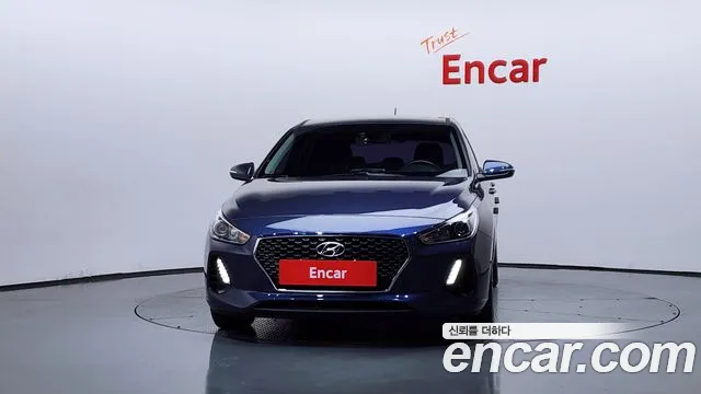 Hyundai i30 2017 thumb 6