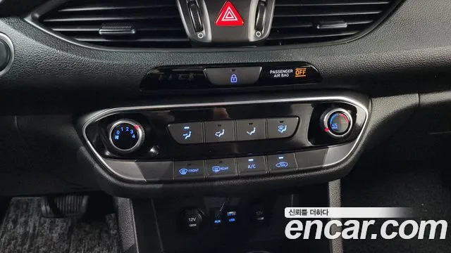 Hyundai i30 2017 thumb 5