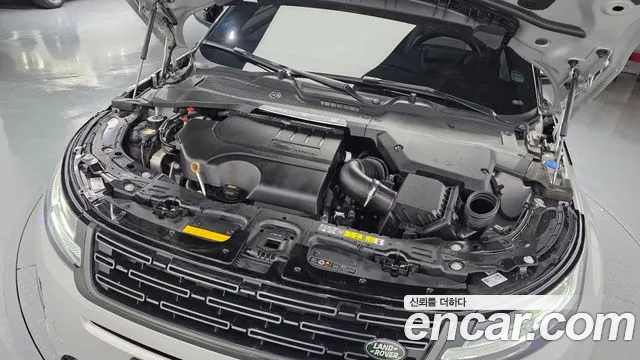 Land Rover Range Rover Evoque 2025 thumb 12