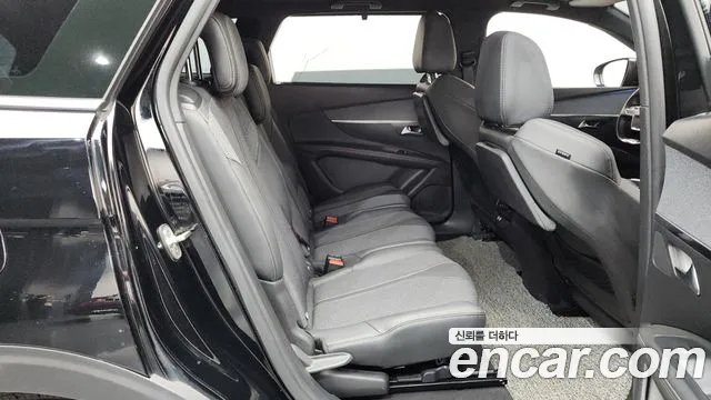 Peugeot 5008 2020 thumb 4