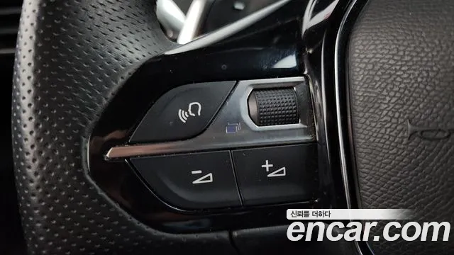 Peugeot 5008 2020 thumb 10