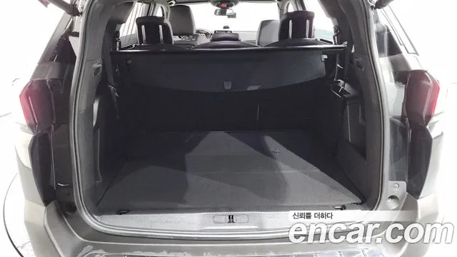 Peugeot 5008 2020 thumb 12
