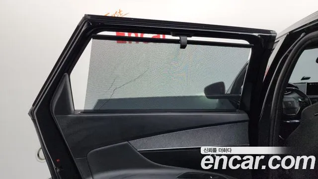 Peugeot 5008 2020 thumb 3