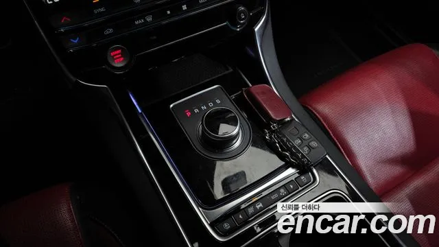 Jaguar XF 2020 thumb 5